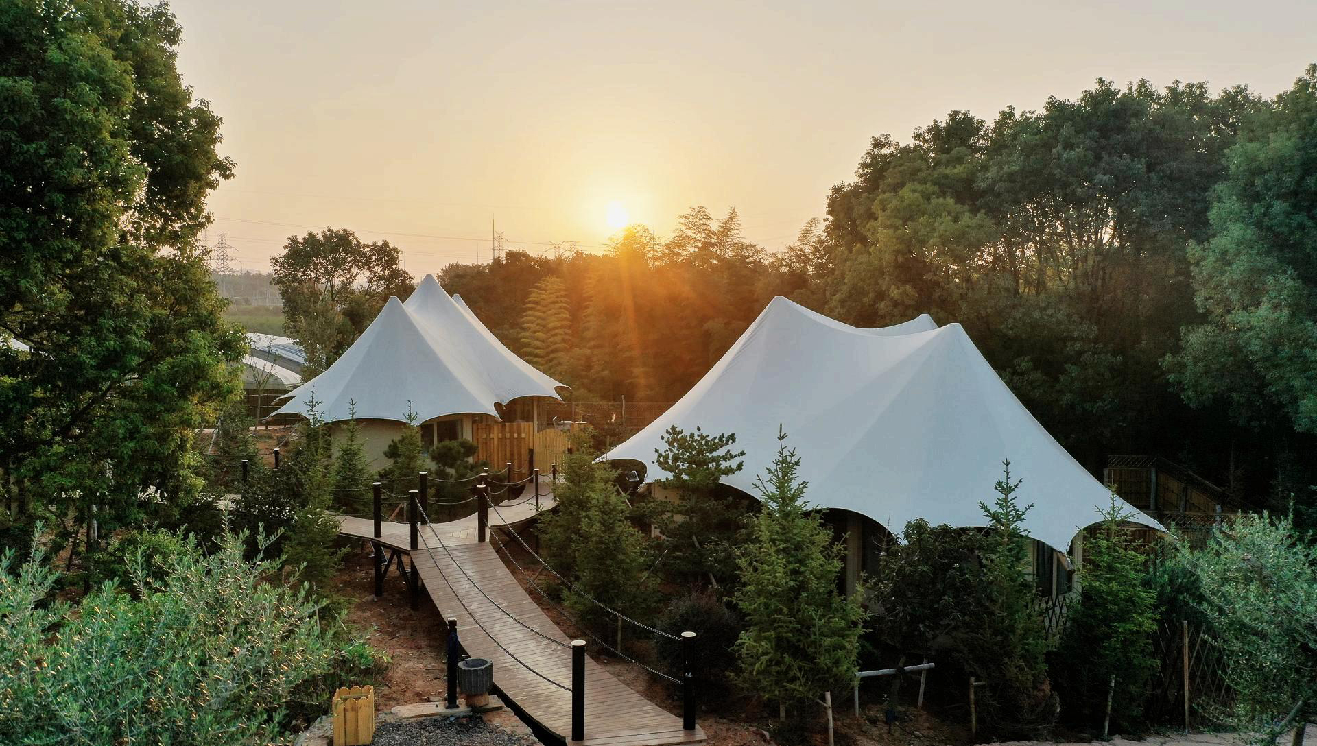 Hotel tent price fluctuation factors and purchase points