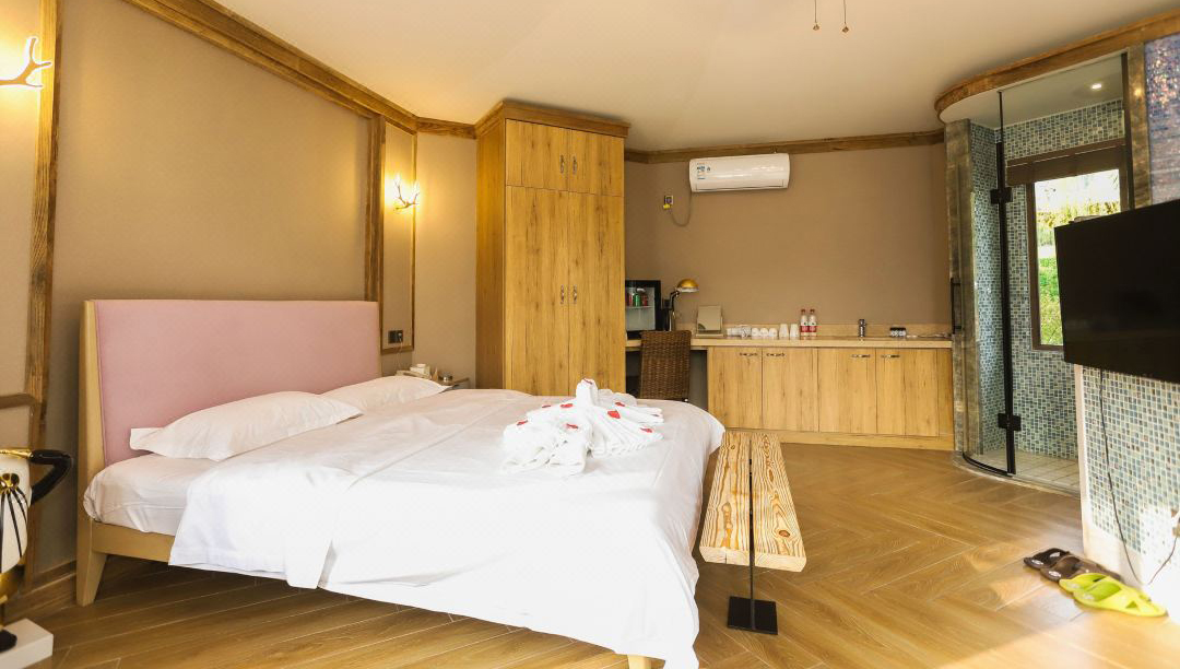 China hotel tent manufacturers product quality competition