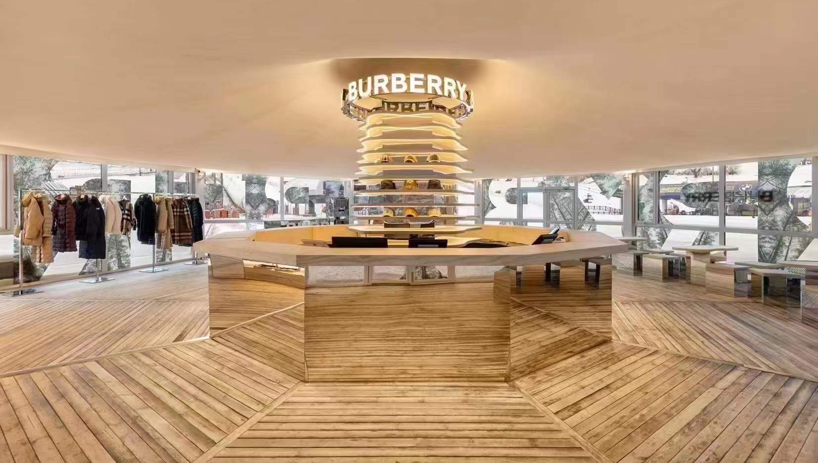 Hotel tent fire performance Disclosure: How to ensure the safety of wilderness accommodation?